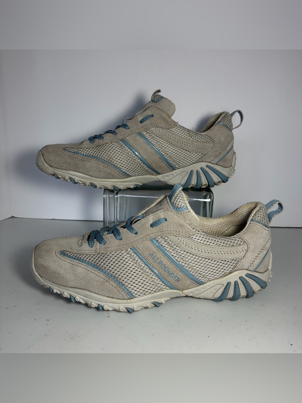 ALLROUNDER MEPHISTO Women's Sz 9 Gray Blue Mesh Suede Grip Sole Quality Sneaker